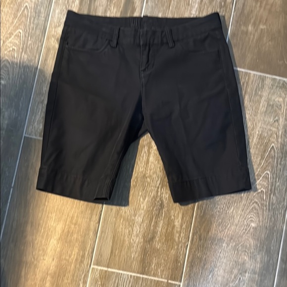 Kut from the Kloth Black Bermuda Shorts Versatile Style - Picture 4 of 15